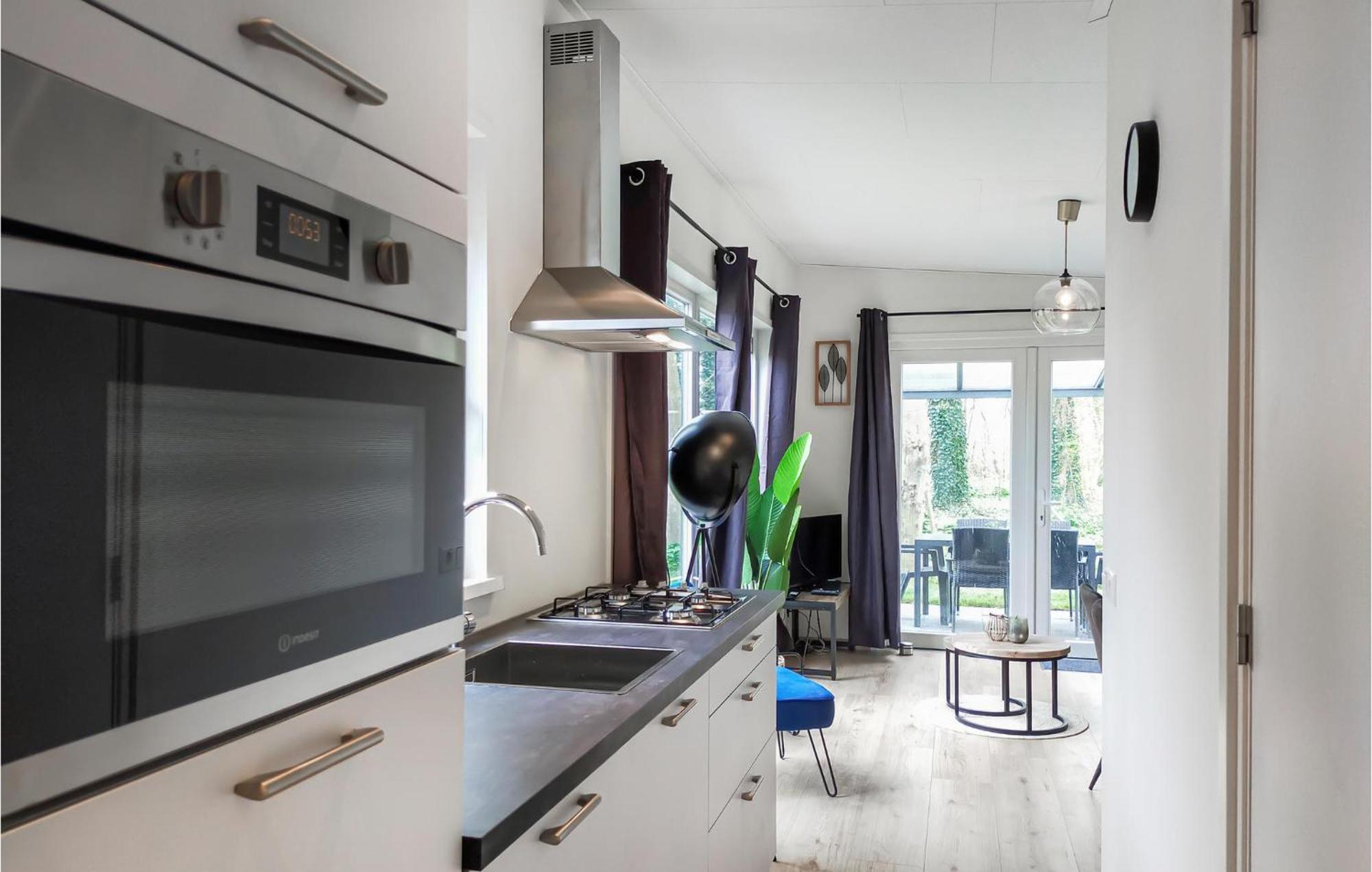 Gorgeous Home In Heinkenszand With House Sea View ภายนอก รูปภาพ