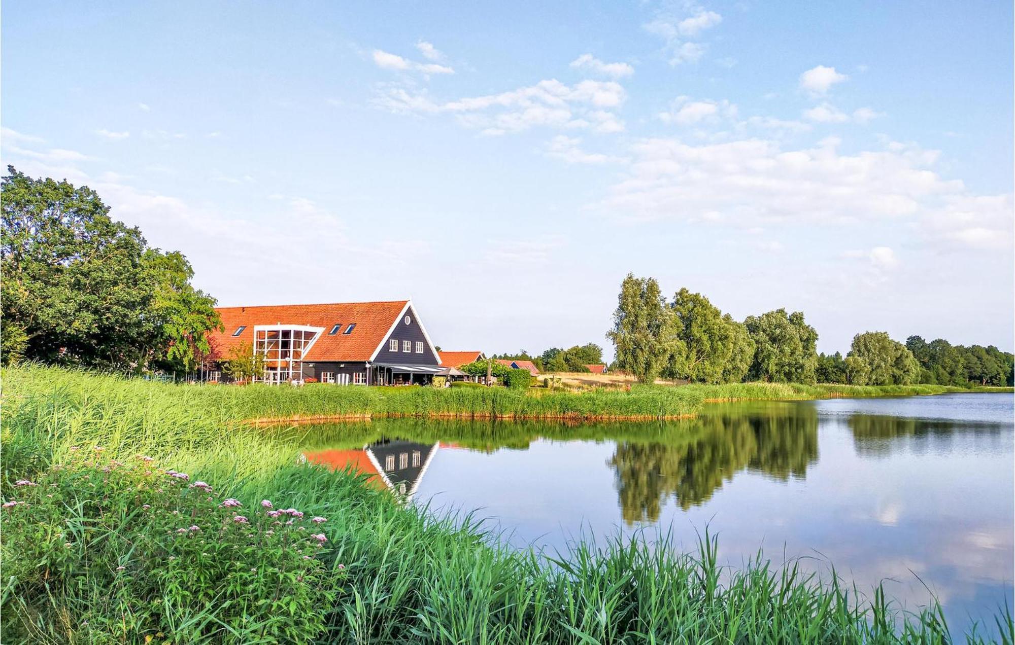 Gorgeous Home In Heinkenszand With House Sea View ภายนอก รูปภาพ